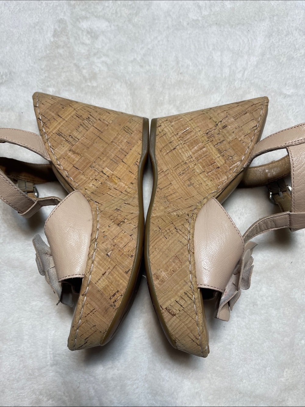 Born Nude Floral Cork Wedge Sandals Size 8 - Picture 3 of 6